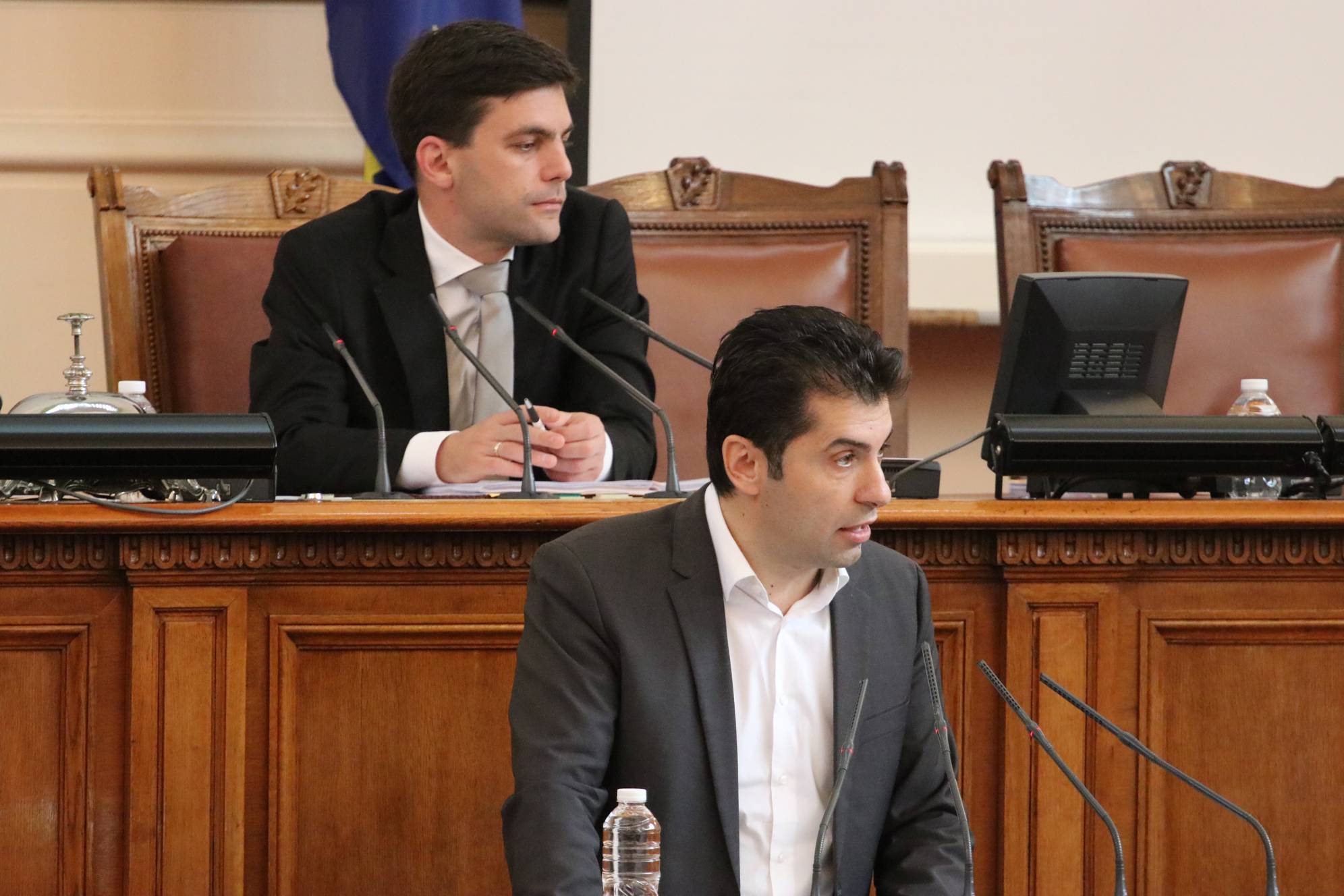  Кирил Петков 